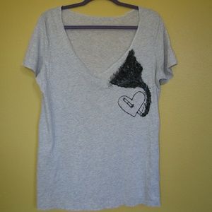 Off the shoulder T-shirt